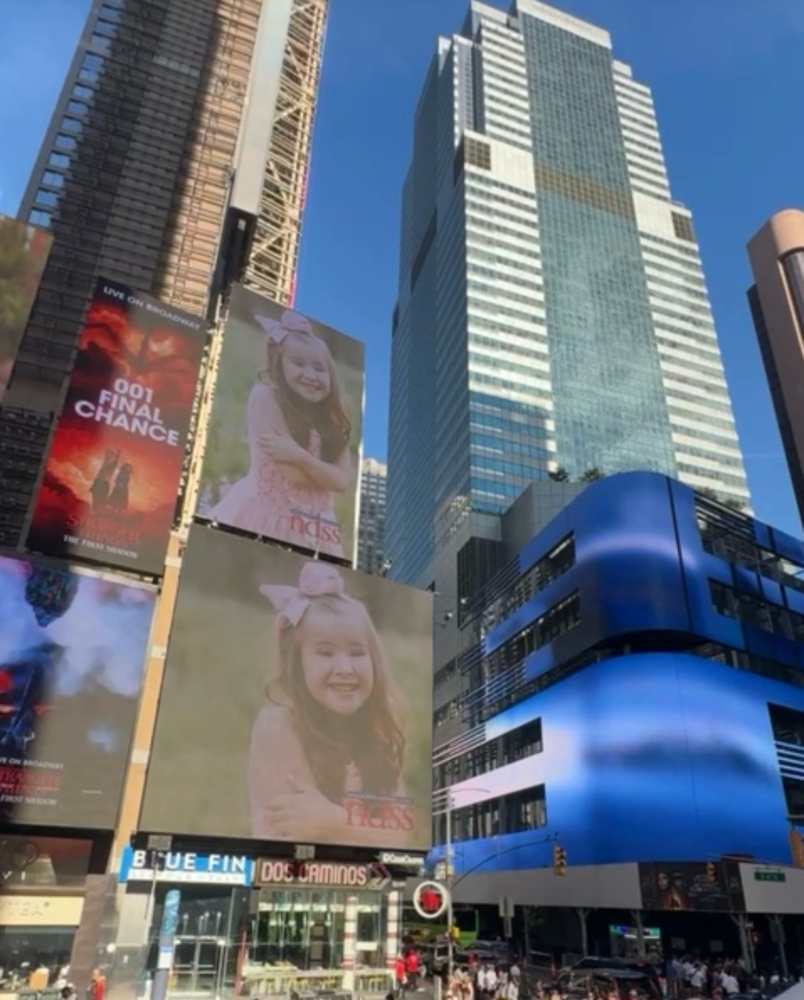 Ellie Suprise Time Square  