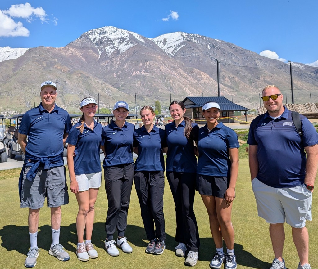 Girls Golf winning the region match against Timpanogos with coaches
