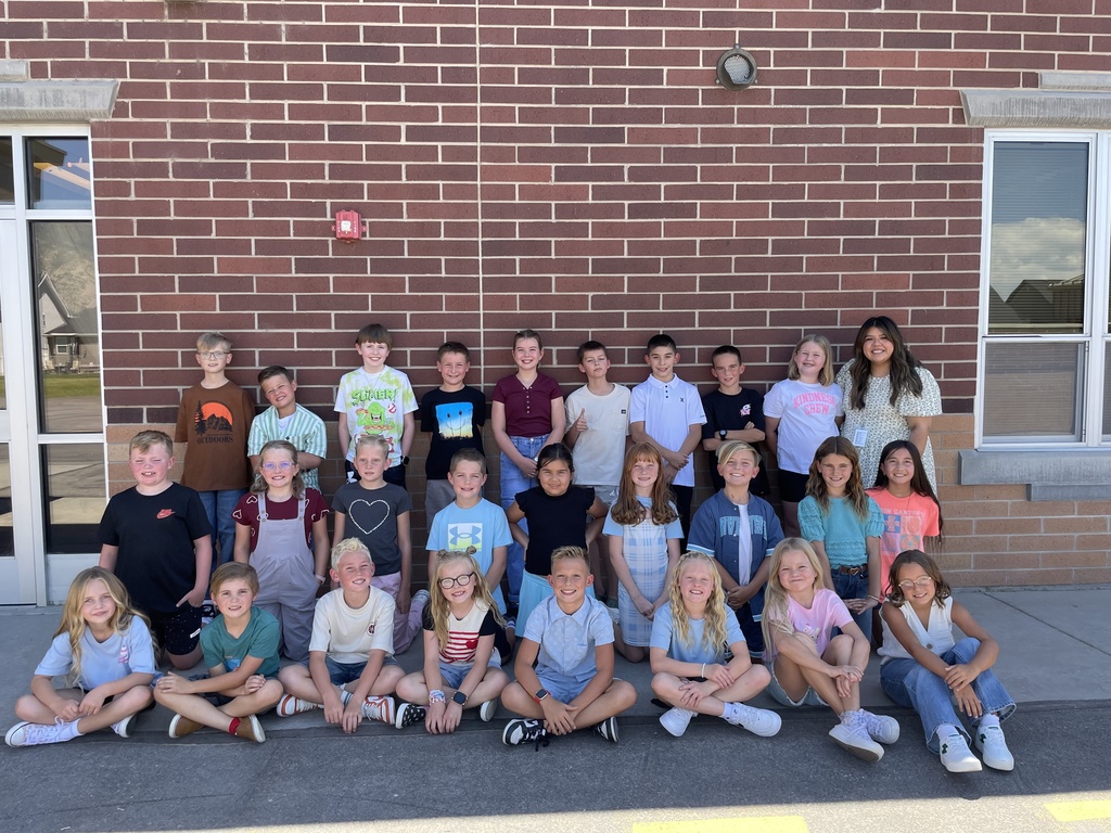Ms. Vela's 4th grade class.