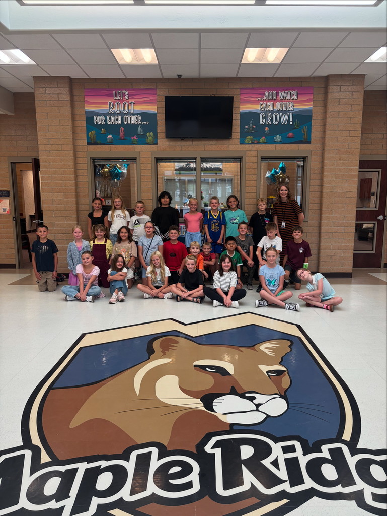 Mrs. Berglund's 4th graders in the front foyer.