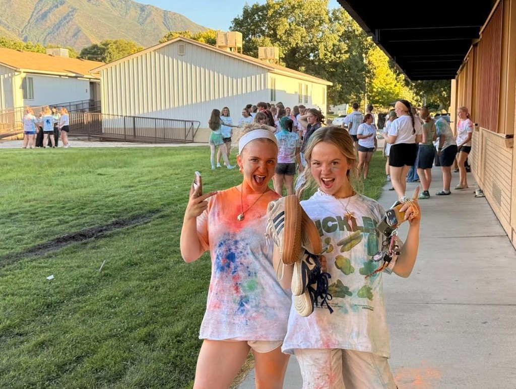 Senior Chalk Fight
