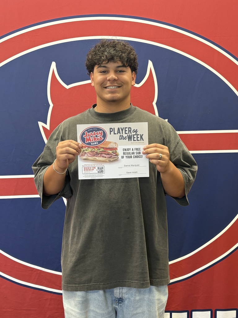 Daniel Marquez: Football