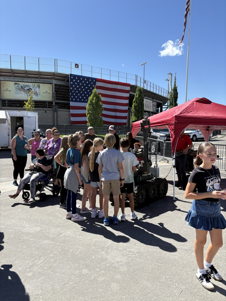 students at 9/11 event
