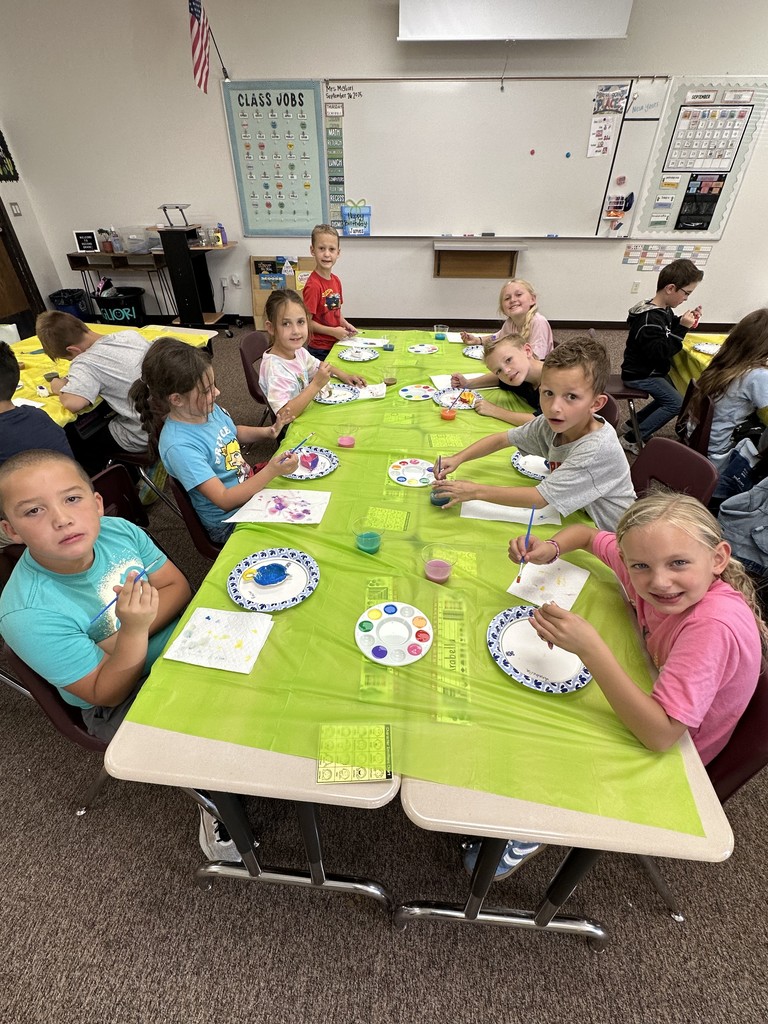 2nd  grade making candles
