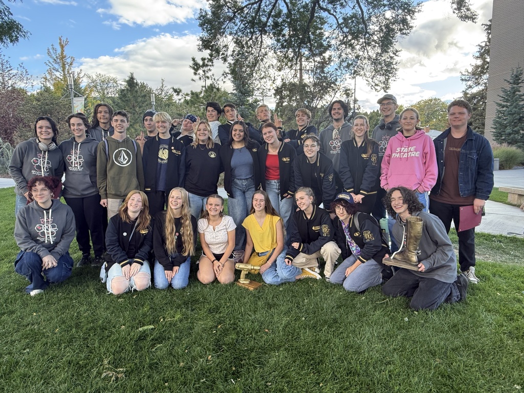 SHHS Theater Team at Shakespeare
