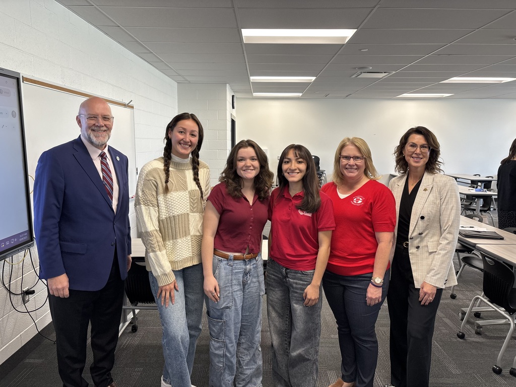 Student Leaders meet Lieutenant Governor