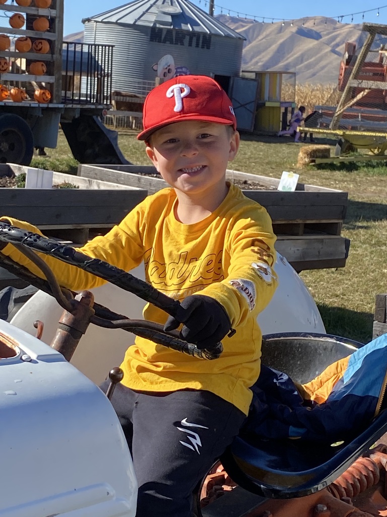 1st Grade at the pumpkin patch