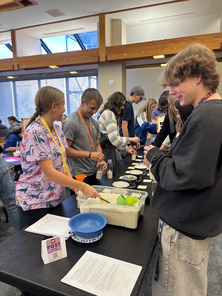 SHS students attend Volunteer Summit