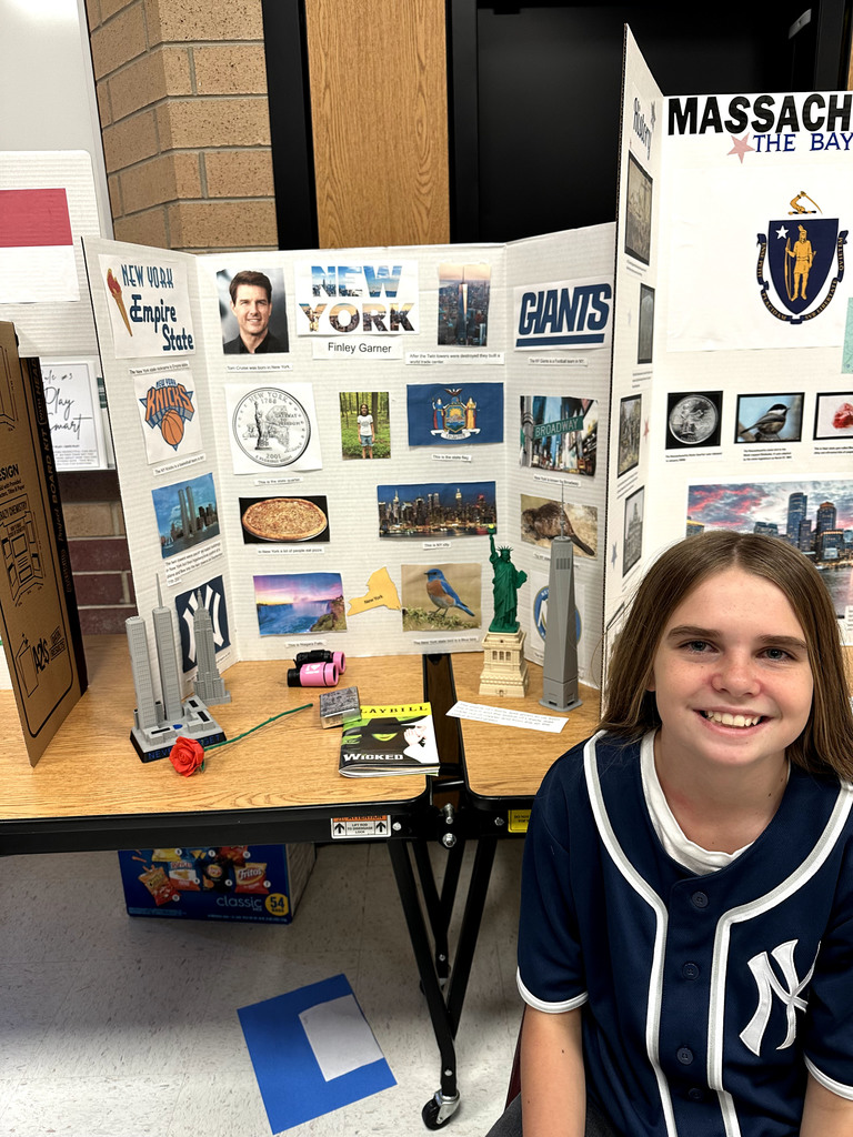 Student with poster about New York
