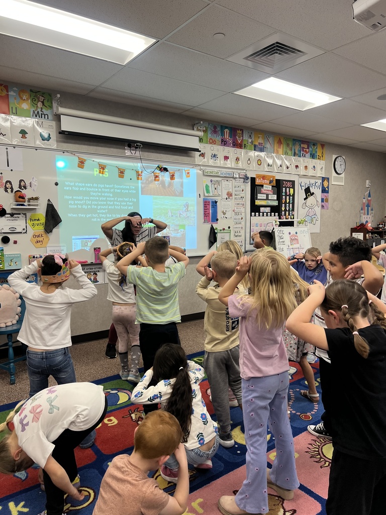 Kindergarteners Dancing 