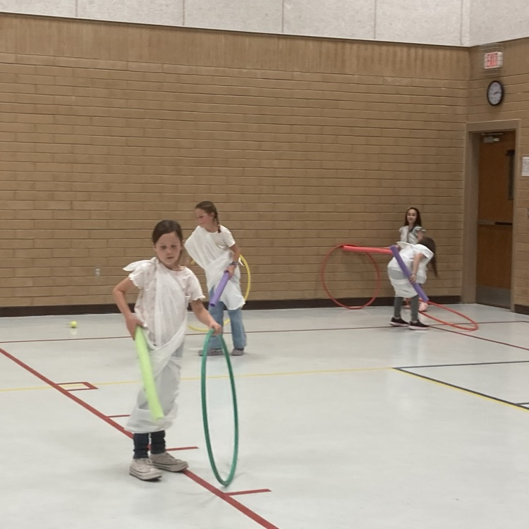students playing Roman games
