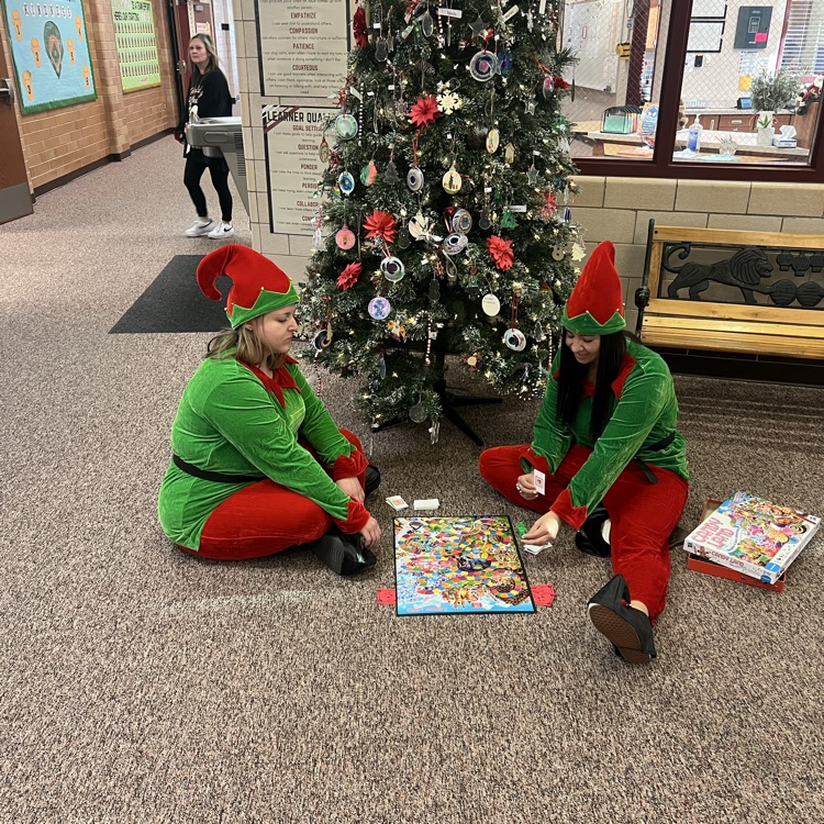 Silly elves! 