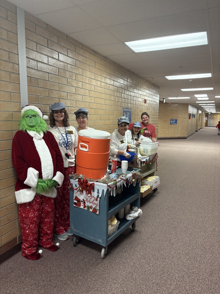 Polar Express hot coco and popcorn train