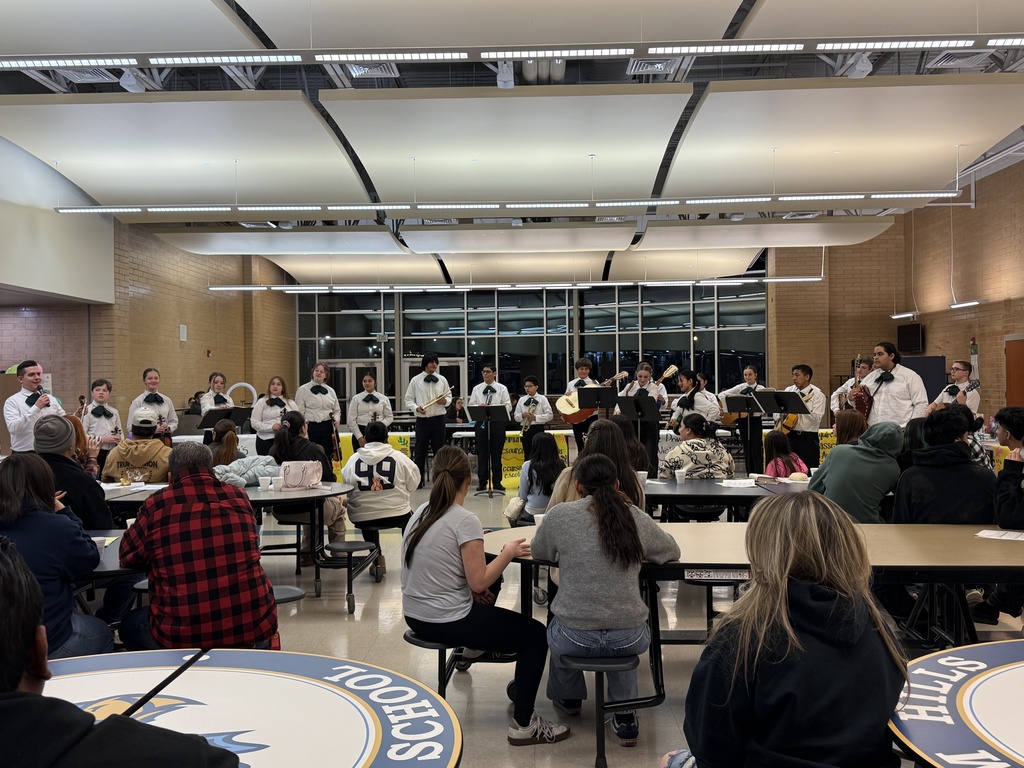 Mariachi bands performing at Latino Parent Night