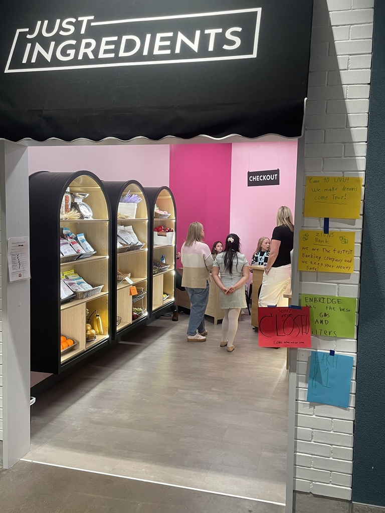 students running a business