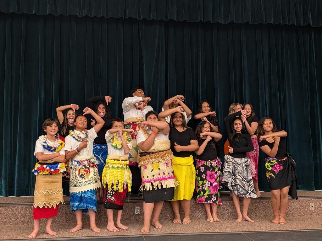 Polynesian dancers