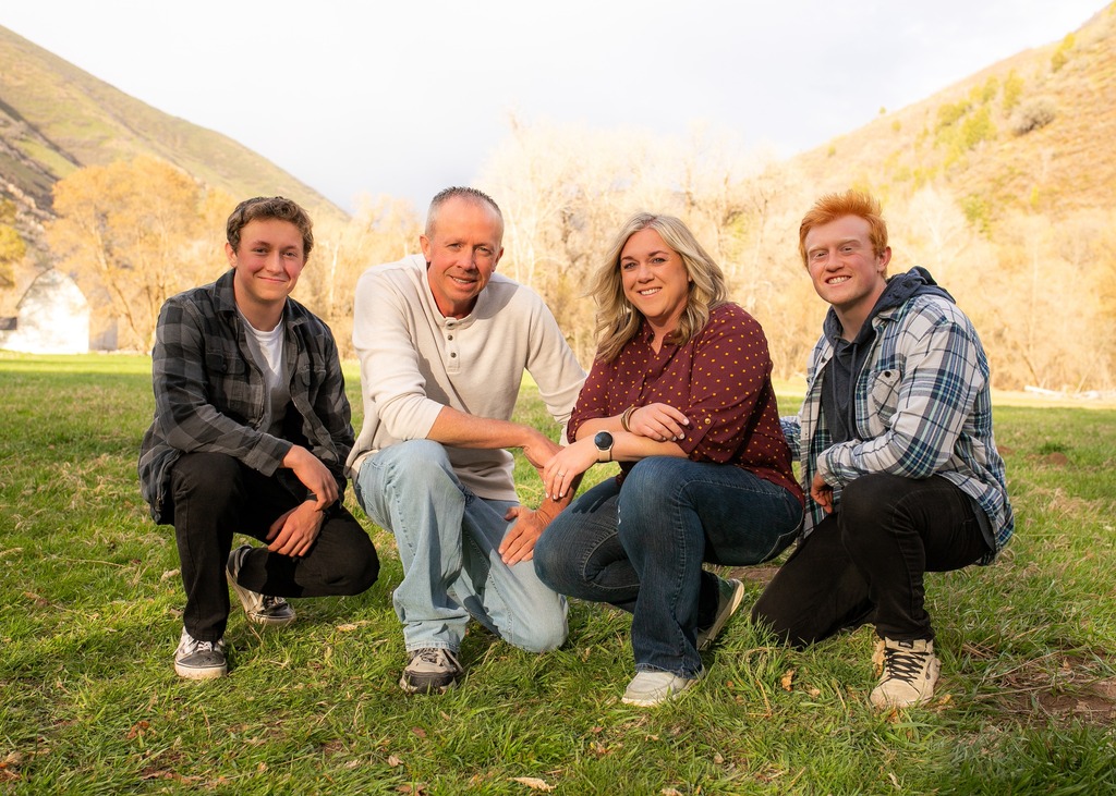 Teona Family