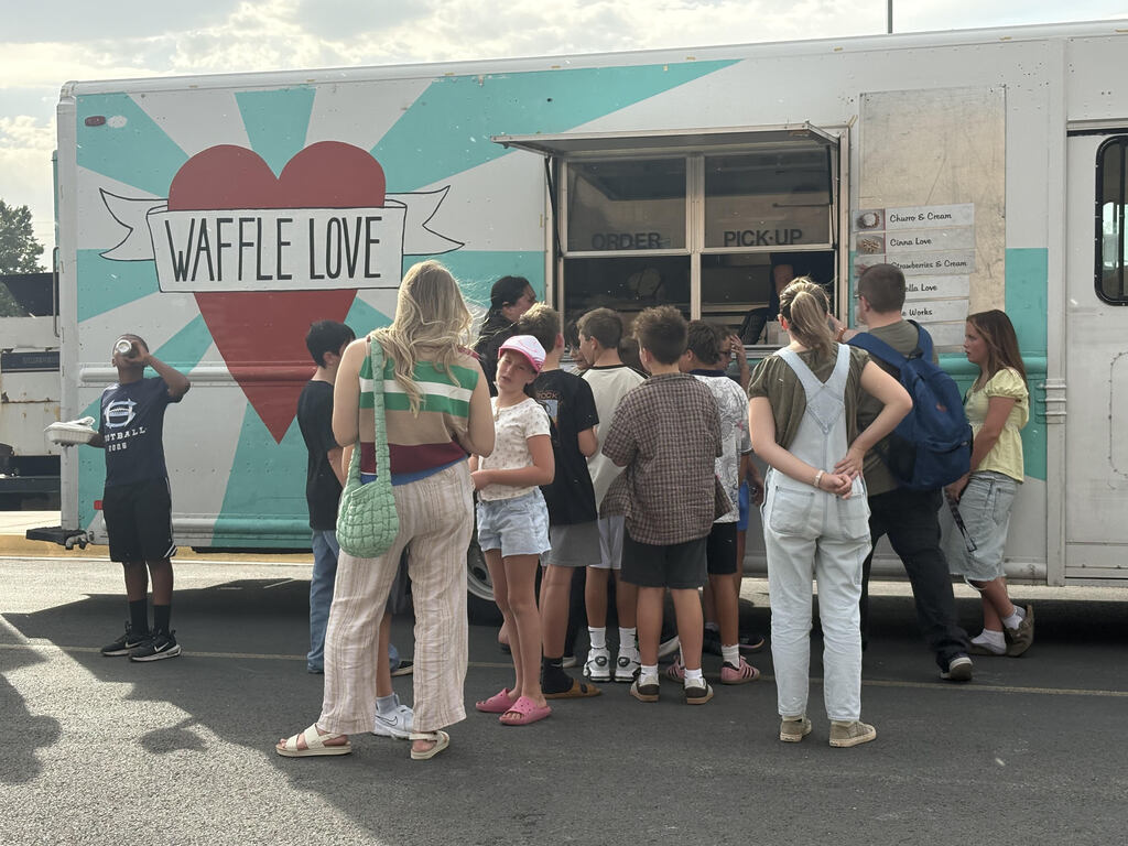 Raptor Roundup Food Truck