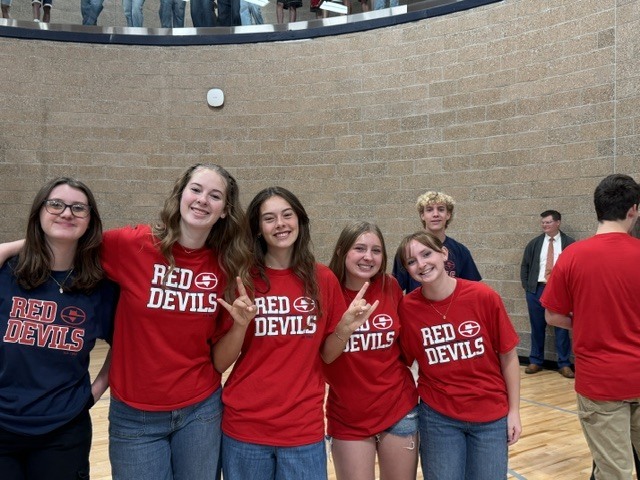 Students wearing spirit shirts