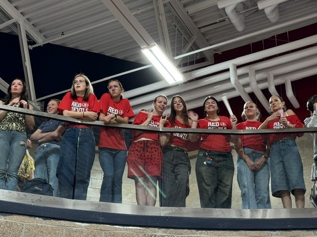 Students wearing spirit shirts