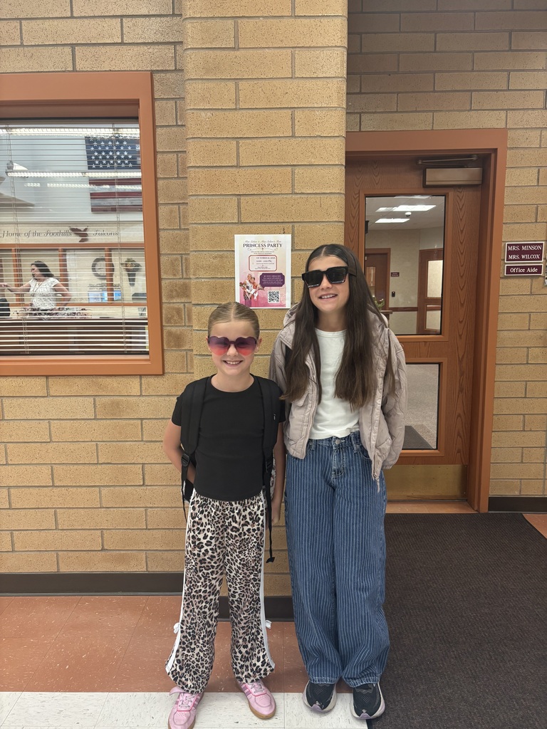 Foothills Elementary students wearing white clothing and sunglasses to celebrate Internet Safety Day during Safety Week.