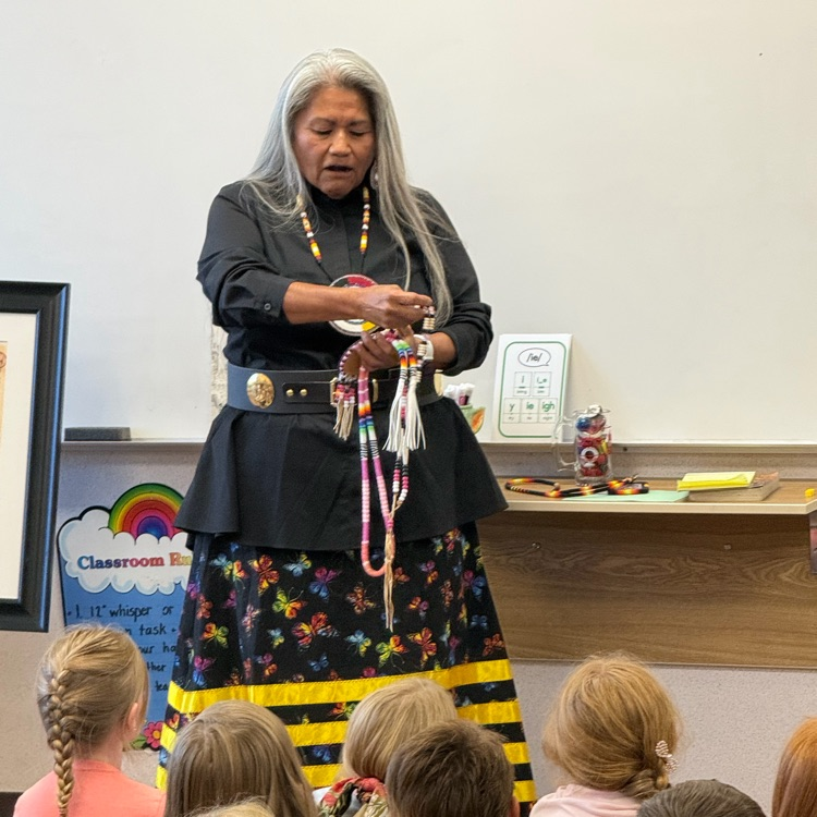  River Smith’s grandmother sharing about her experiences and traditions as a member of the Paiute Tribe