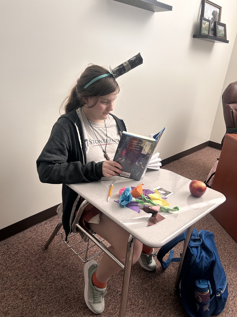 students reading
