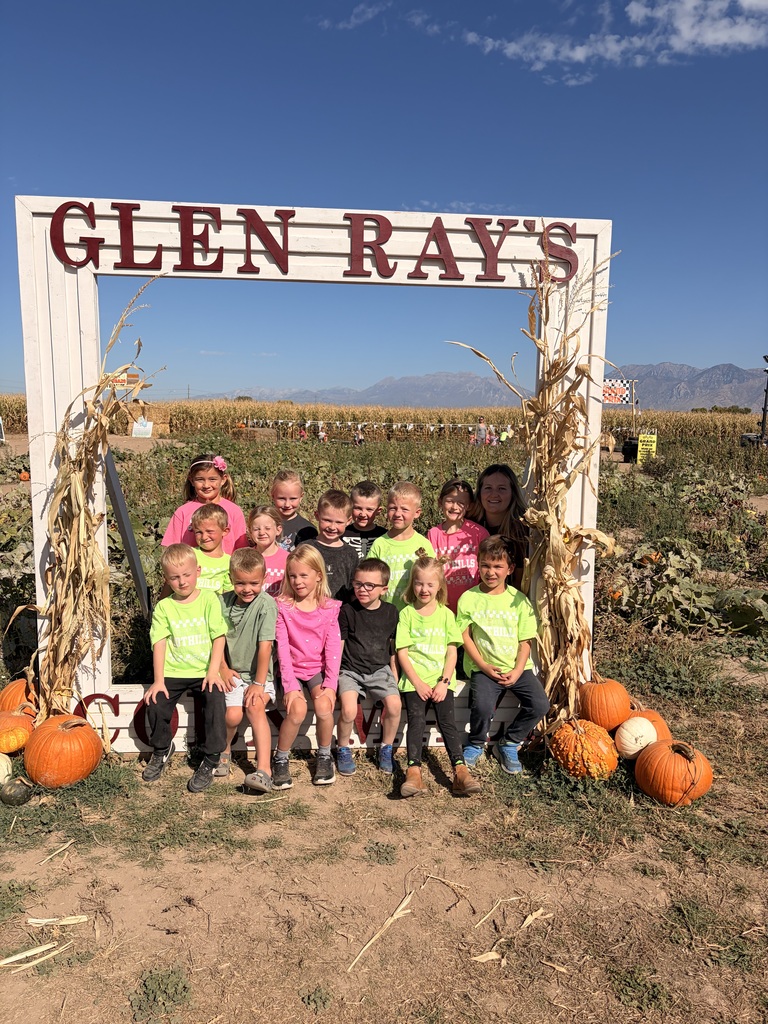 Kindergarten Field Trip to Glen Rays Pumpkin Patch