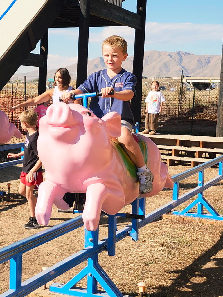 Kindergarten Field Trip to Glen Rays Pumpkin Patch