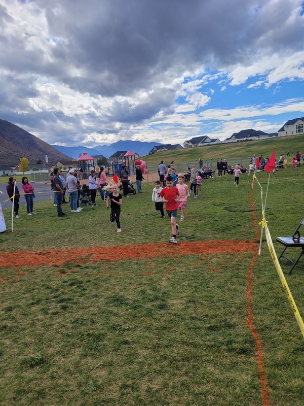 kids running