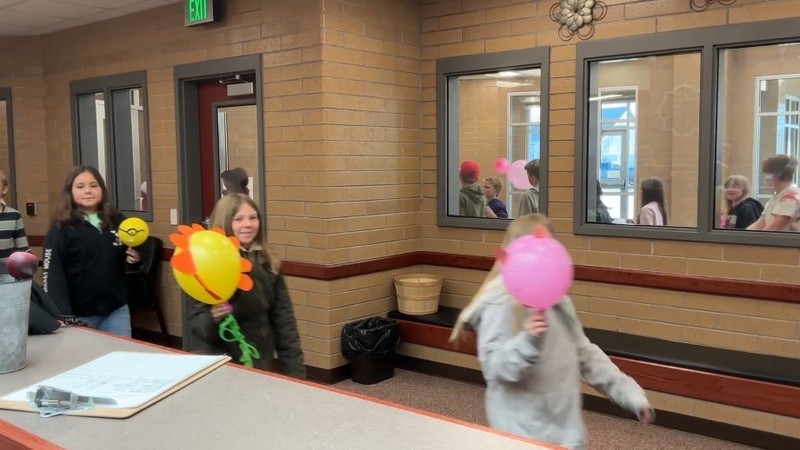 5th grade balloon parade
