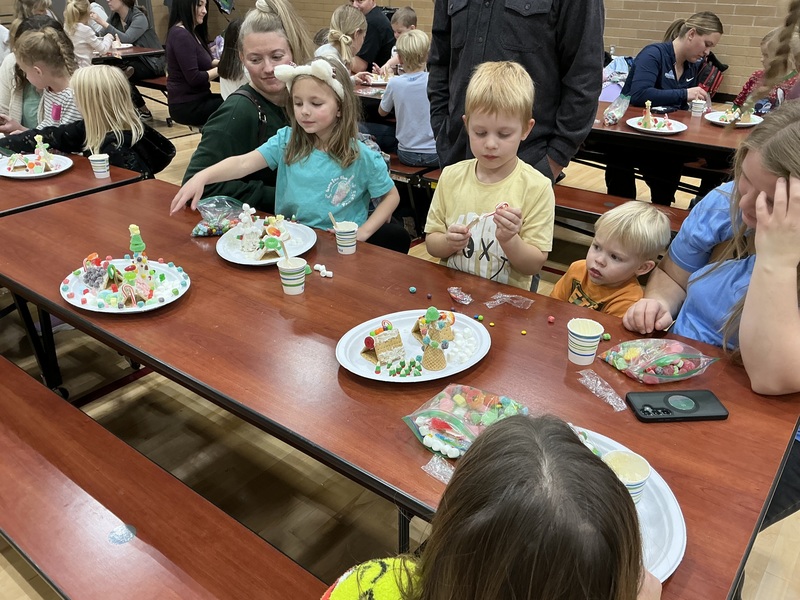 1st grade gingerbread houses