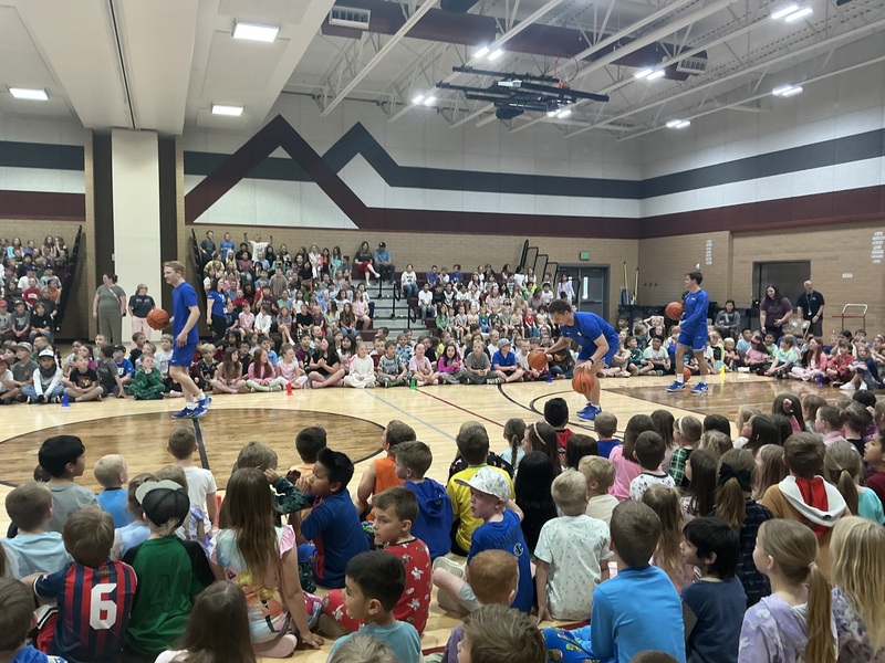 BYU Dunk team assembly