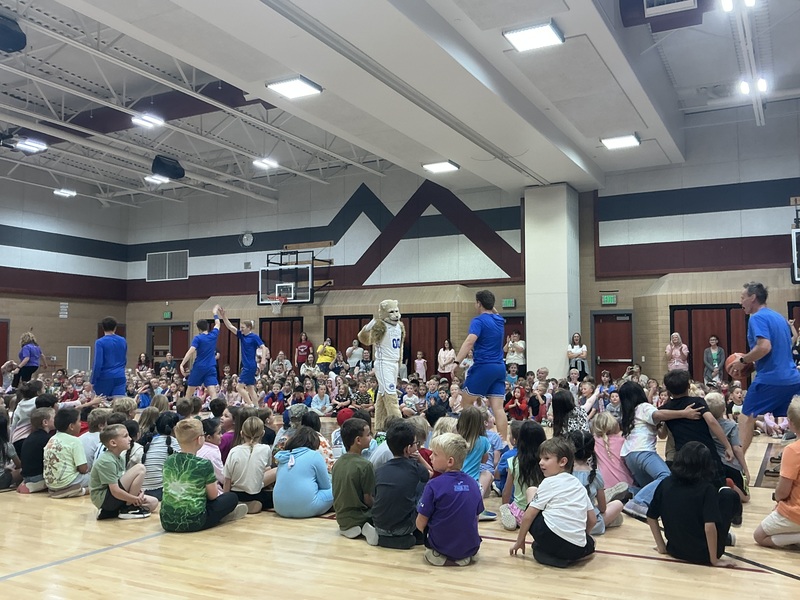BYU Dunk team assembly