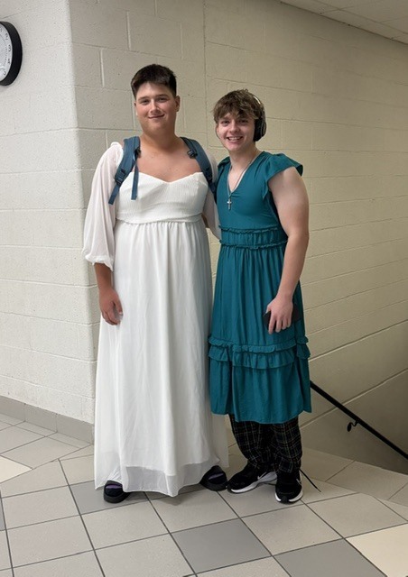 Isaac Stidd and Noah Wenz- nice dresses boys!!
