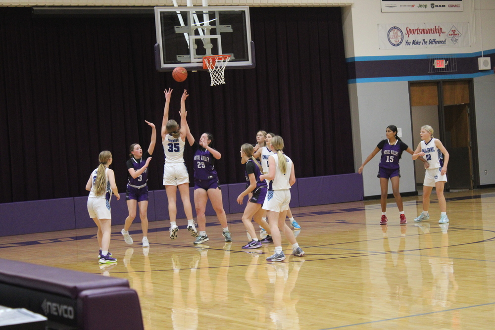 8th Grade Girls Against Royal Valley