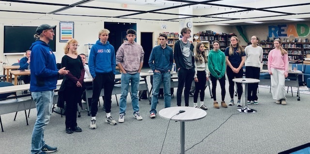 Cross Country Team Talks at School Board Meeting 