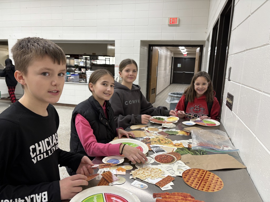 7th Grade FCS has two new sections this semester for exploratory classes. They have been learning about healthy (everyday) and unhealthy (once in a while) food choices. We also just covered kitchen safety. 
