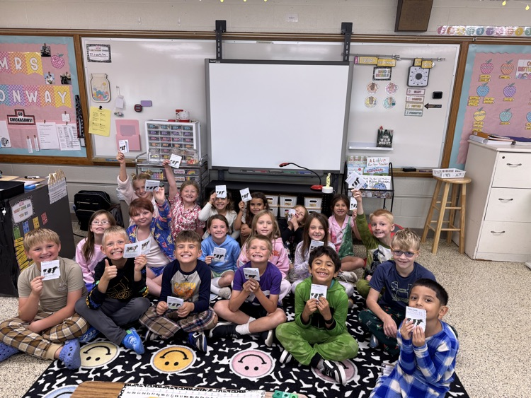 Today 2nd graders in Mrs.Conway's class enjoyed a visit from the Chickasaw County Farm Bureau's Agriculture in the Classroom Educator!