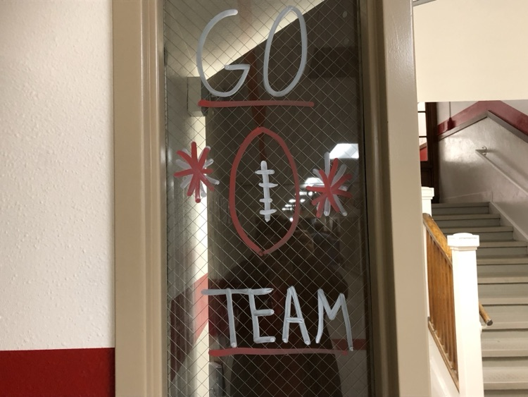 New Hampton Elementary is showing off their Chickasaw Spirit during Homecoming Week! Go Chickasaws!