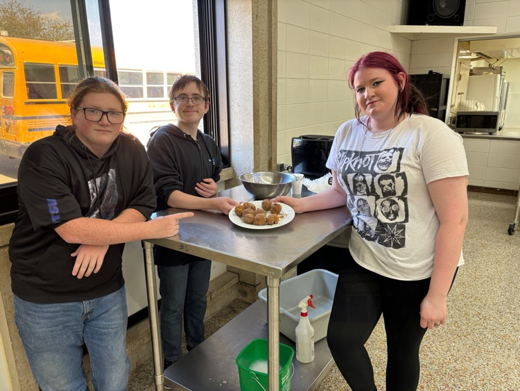 Baking Class is wrapping up their Quick Breads / Yeast Bread Unit. They made doughnut holes with cinnamon & sugar. Soon there will be a unit test.