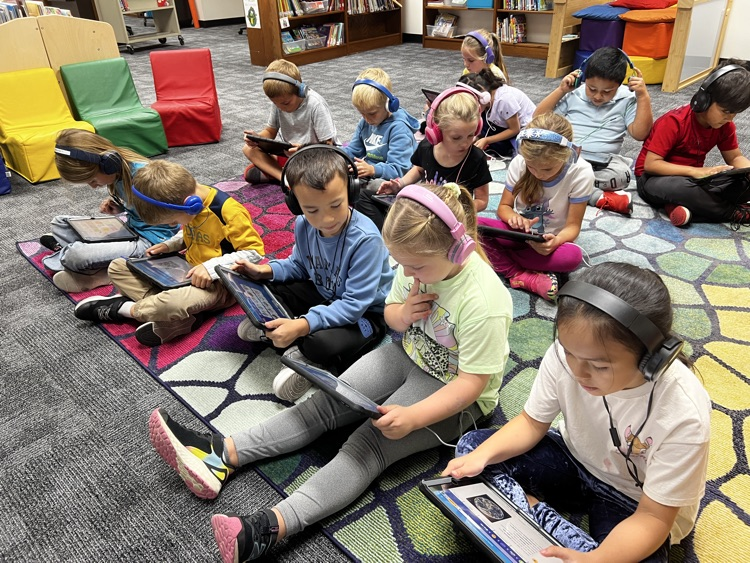 Students in grades K-4 were introduced to our Keystone AEA Digital Resources, specifically BookFlix and Pebble Go (Grades K-4) along with Trueflix (Grades 2-4), and MackinVia (Grade 4). 