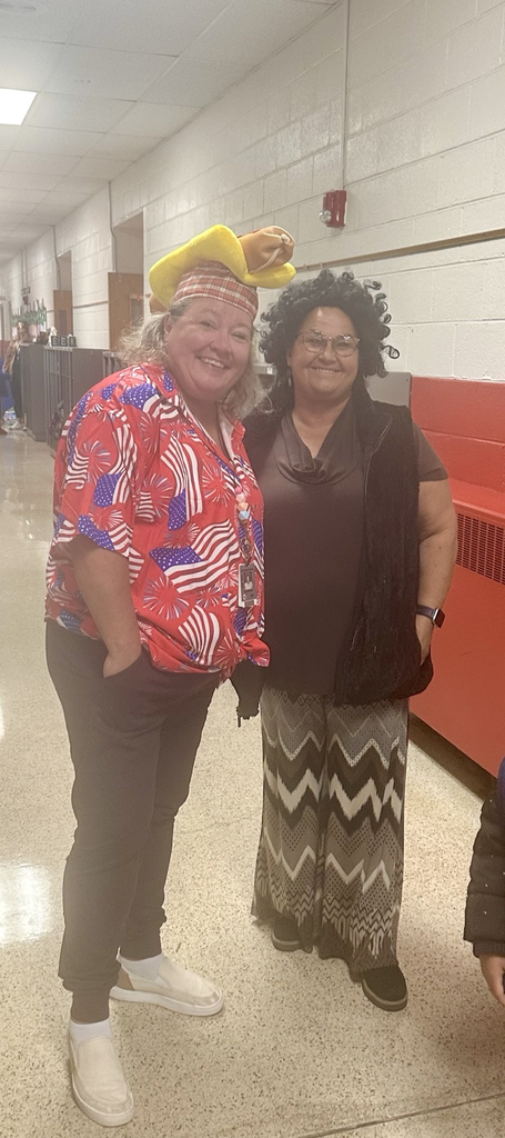 The elementary kicked off Red Ribbon Week WILD & WACKY! Students and staff came to school rocking their wackiest hair and attire. A super fun way to start Red Ribbon Week 2025!