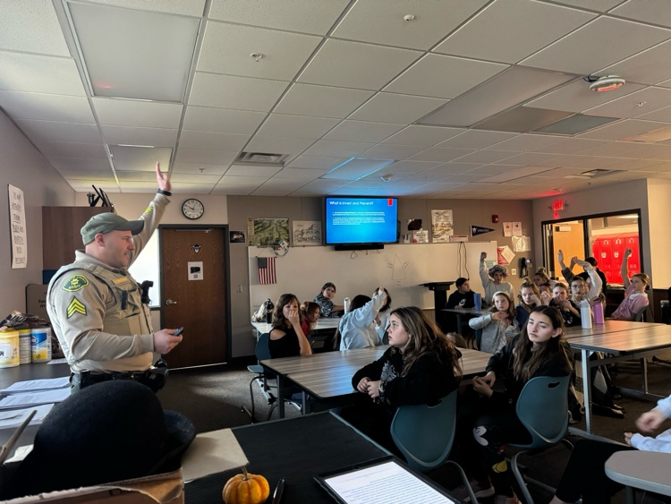Fayette County Sheriff’s Sgt Chris Schveiger joined our 7th and 8th graders for a conversation about decision making, cyber bullying, and drug awareness in support of Red Ribbon Week. 
