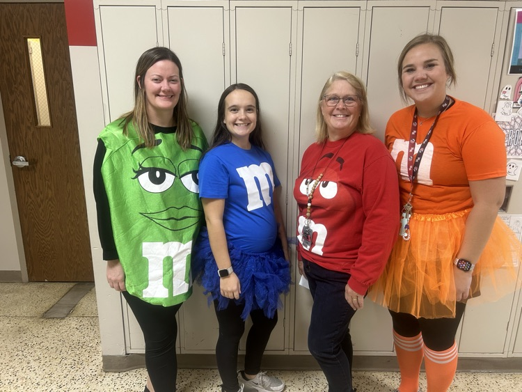 4th Grade got into the Halloween Spirit!