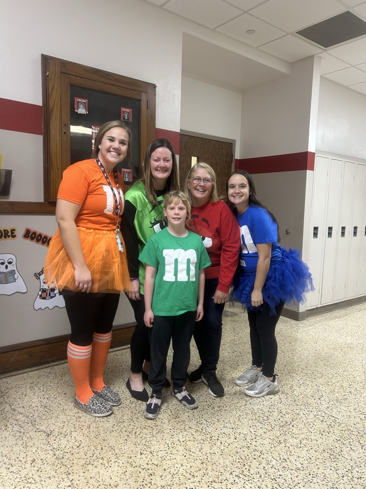 4th Grade got into the Halloween Spirit!