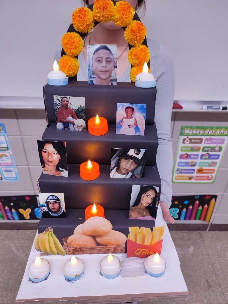 Last week, Spanish II students made Shoe Box Mini Altars to celebrate Día de Muertos through art and culture. 🌼