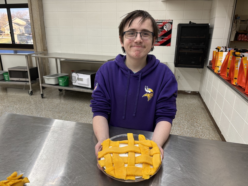 Baking Class is learning to make pies. First they learned about all of the different types of pies and vocabulary. As an activity the students made homemade playdough to practice with to make pie crust. This is a perfect way to make one and two crust pies over and over again. 