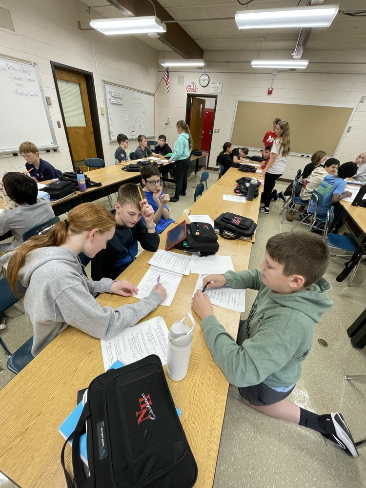 Wow! Can our 7th graders share their opinions... respectfully! 7th graders are working on Socratic Seminar today in class! They discussed low stress topics as practice and tried to find common ground with their peers. 