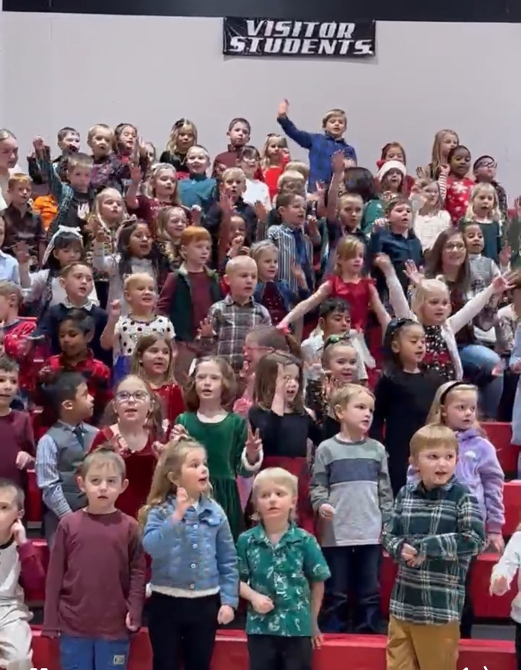 The Elementary Christmas Concert happened last Monday night and it was FUN!! The kids gave it all they had and looked like they were enjoying themselves! 